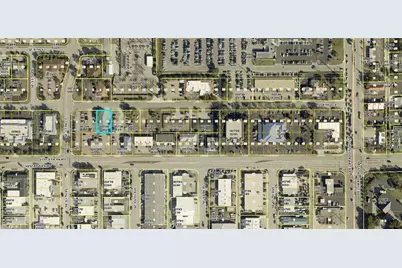 1318 SE 8th Ter, Cape Coral, FL 33990 - Photo 2