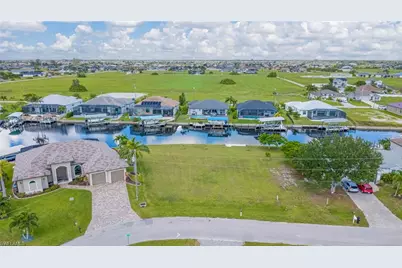 3413 NW 5th Ter, Cape Coral, FL 33993 - Photo 4