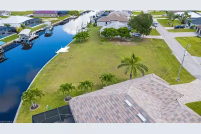 3413 NW 5th Ter, Cape Coral, FL 33993 - Photo 8