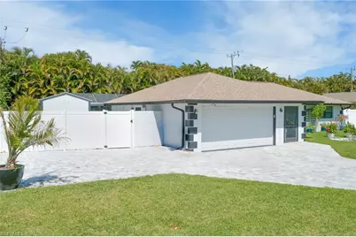 1089 N Town and River Dr, Fort Myers, FL 33919 - Photo 26