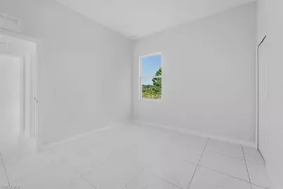 510 Kingsbury Ln, Lehigh Acres, FL 33974 - Photo 20