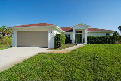 2640 36th Ave SE, Naples, FL 34117 - Photo 6