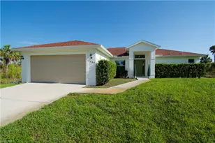 2640 36th Ave SE, Naples, FL 34117 - Photo 6