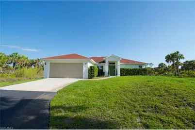2640 36th Ave SE, Naples, FL 34117 - Photo 4
