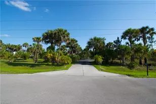 2640 36th Ave SE, Naples, FL 34117 - Photo 48
