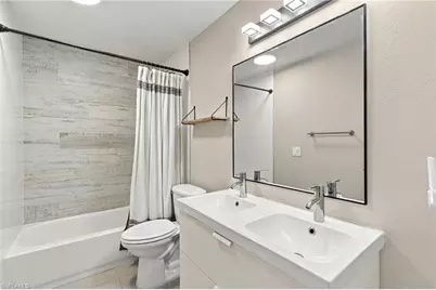 1635 Lowell Ct, Fort Myers, FL 33907 - Photo 32