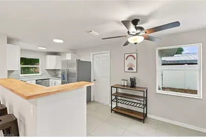 1635 Lowell Ct, Fort Myers, FL 33907 - Photo 16