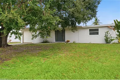 1635 Lowell Ct, Fort Myers, FL 33907 - Photo 2