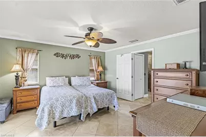 1823 SW 39th St, Cape Coral, FL 33914 - Photo 16