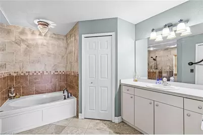 1823 SW 39th St, Cape Coral, FL 33914 - Photo 18