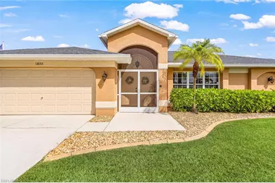 1823 SW 39th St, Cape Coral, FL 33914 - Photo 4