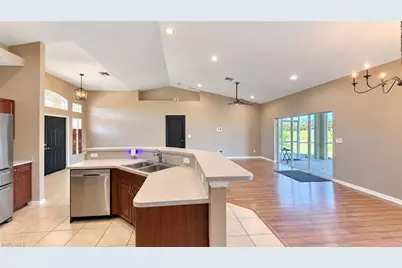 1301 W Benbow Ct, Labelle, FL 33935 - Photo 8