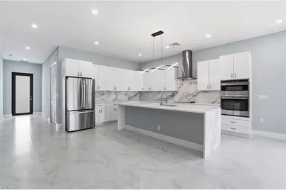 27659 Franklin St, Bonita Springs, FL 34134 - Photo 8