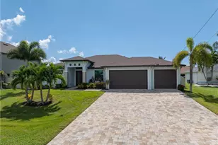 1212 SW 38th St, Cape Coral, FL 33914 - Photo 4