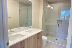 26610 Rosewood Pointe Dr, Bonita Springs, FL 34135 - Photo 20