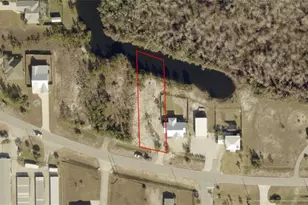 520 N 15th St, Mexico Beach, FL 32456 - Photo 1