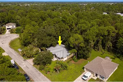 8004 Vega Ct, Labelle, FL 33935 - Photo 14