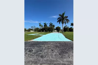 89 Sycamore Ln, Fort Myers, FL 33908 - Photo 2