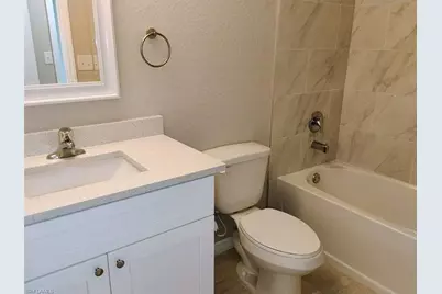 3528 NE 17th Pl, Cape Coral, FL 33909 - Photo 10