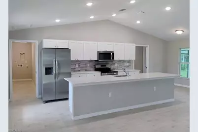 3528 NE 17th Pl, Cape Coral, FL 33909 - Photo 2