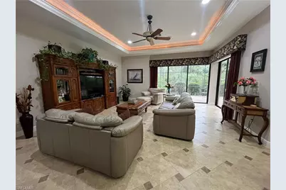 14652 Beaufort Cir, Naples, FL 34119 - Photo 6