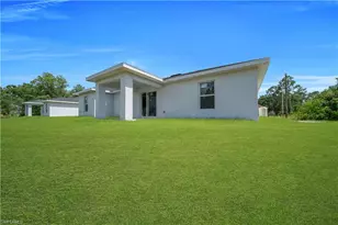 1023 Pilgrim St E, Lehigh Acres, FL 33974 - Photo 30