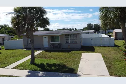 21067 Gladis Ave, Port Charlotte, FL 33952 - Photo 2