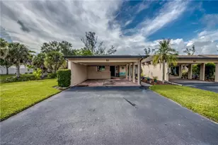 3130 Shorewood Ln, Fort Myers, FL 33907 - Photo 2