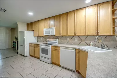3130 Shorewood Ln #1, Fort Myers, FL 33907 - Photo 14
