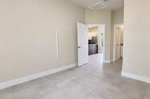 3325 SW 8th Pl, Cape Coral, FL 33914 - Photo 8