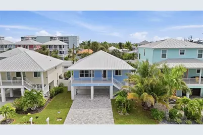 250 Pearl St, Fort Myers Beach, FL 33931 - Photo 2