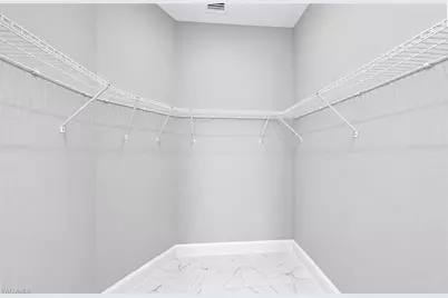 426 Mercedes Ct, Lehigh Acres, FL 33972 - Photo 10