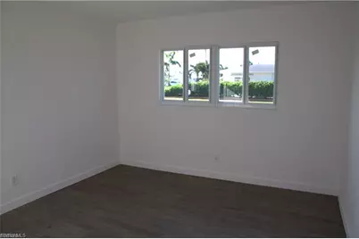 615 Monterey Ave, Cape Coral, FL 33904 - Photo 20