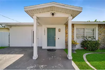 1032 NE Pine Island Ln, Cape Coral, FL 33909 - Photo 4