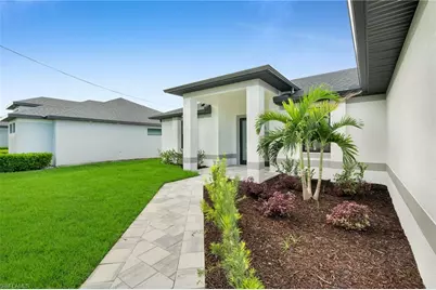634 SE 1st Ter, Cape Coral, FL 33990 - Photo 4