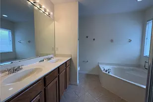 17533 Laurel Grove Ct, Fort Myers, FL 33967 - Photo 6