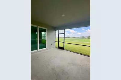 9291 Aqua Overlook Ct, Lehigh Acres, FL 33936 - Photo 4