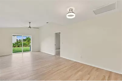 906 SW 7th Ct, Cape Coral, FL 33991 - Photo 16