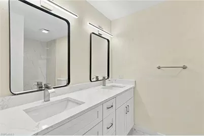 906 SW 7th Ct, Cape Coral, FL 33991 - Photo 20