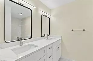 906 SW 7th Ct, Cape Coral, FL 33991 - Photo 20
