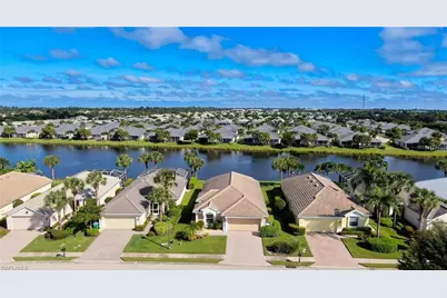 2641 Clairfont Ct, Cape Coral, FL 33991 - Photo 22