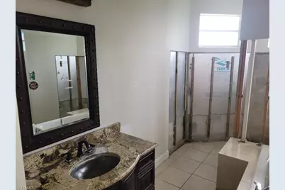 1404 NE 19th Ave, Cape Coral, FL 33909 - Photo 14