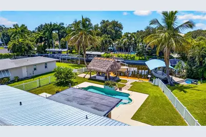 11030 McGregor Blvd, Fort Myers, FL 33919 - Photo 48
