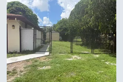 214 Daleview Ave, Lehigh Acres, FL 33936 - Photo 14