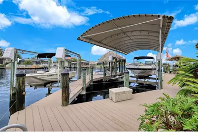 2047 SE 28th Ter, Cape Coral, FL 33904 - Photo 8