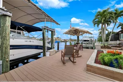 2047 SE 28th Ter, Cape Coral, FL 33904 - Photo 38