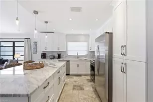 521 102nd Ave N, Naples, FL 34108 - Photo 10