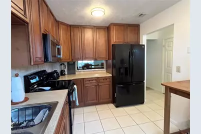 1371 Bunker Way, Fort Myers, FL 33919 - Photo 4