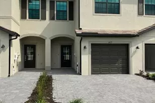 14126 Pine Lodge Ln, Fort Myers, FL 33913 - Photo 1