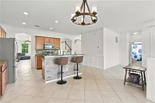 2446 Heydon Cir E, Naples, FL 34120 - Photo 14